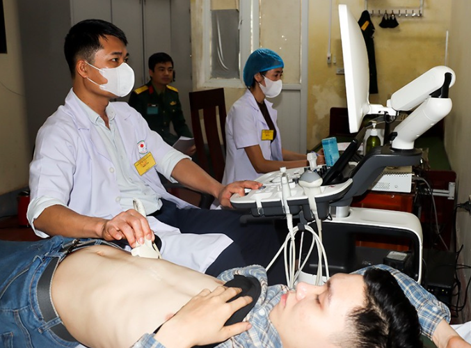 Đức Thọ tổ chức khám tuyển nghĩa vụ quân sự cho công dân