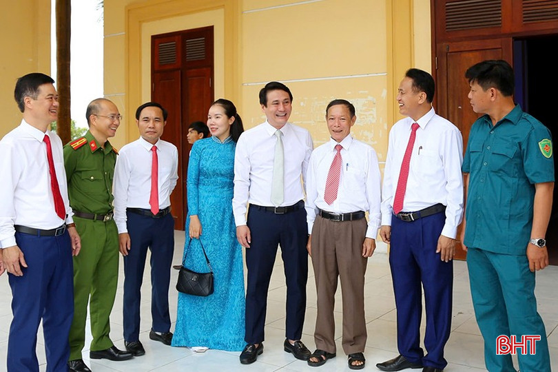 Hà Tĩnh cùng cả nước chính thức vận hành chính quyền địa phương 2 cấp