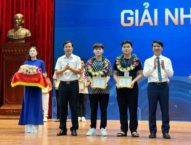 Hà Tĩnh: Hội thi Tin học trẻ toàn quốc vinh danh 4 học sinh