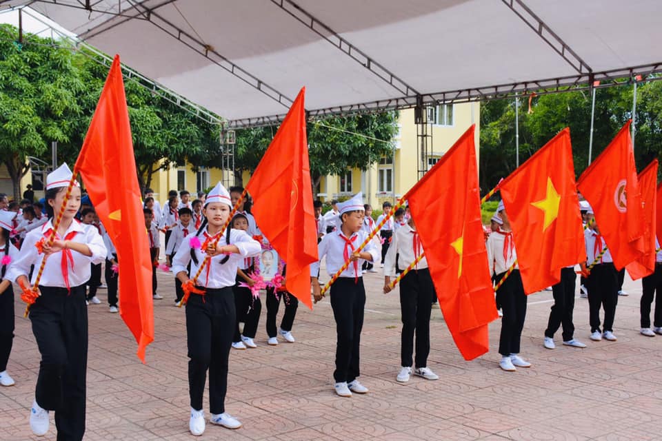 Đoàn xã Thạch Văn tổ chức lễ tổng kết hoạt động đoàn đội hè năm 2024