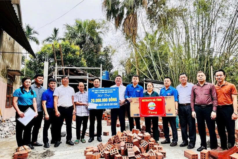 Khởi công xây dựng 2 nhà ở cho hộ có hoàn cảnh khó khăn trên địa bàn huyện Thạch Hà