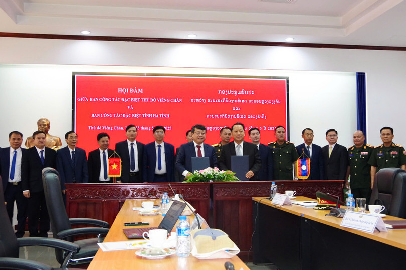 Hà Tĩnh và Thủ đô Viêng Chăn tăng cường hợp tác tìm kiếm, quy tập hài cốt liệt sỹ