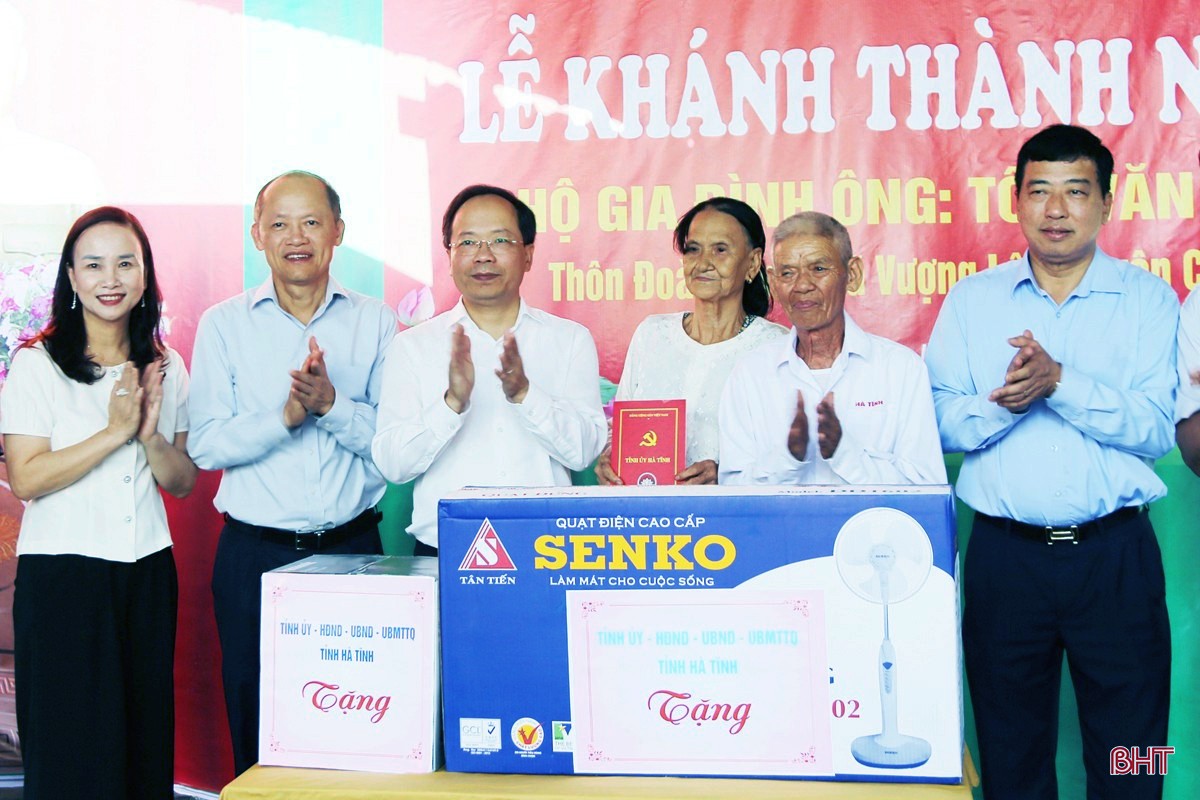 Bí thư Tỉnh ủy dự lễ khánh thành nhà ở thuộc chương trình xóa nhà tạm tại Can Lộc