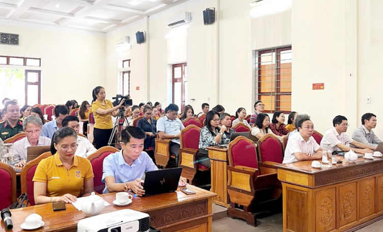 TX Hồng Lĩnh phát động hưởng ứng Ngày Pháp luật Việt Nam
