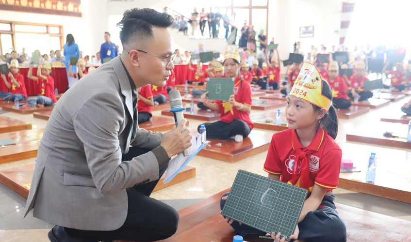 Chung kết hội thi rung chuông vàng tìm hiểu về Hải Thượng Lãn Ông