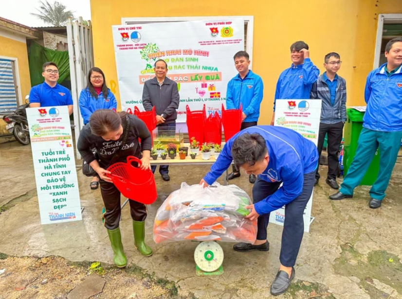 Hà Tĩnh: Phát động phong trào chống rác thải nhựa
