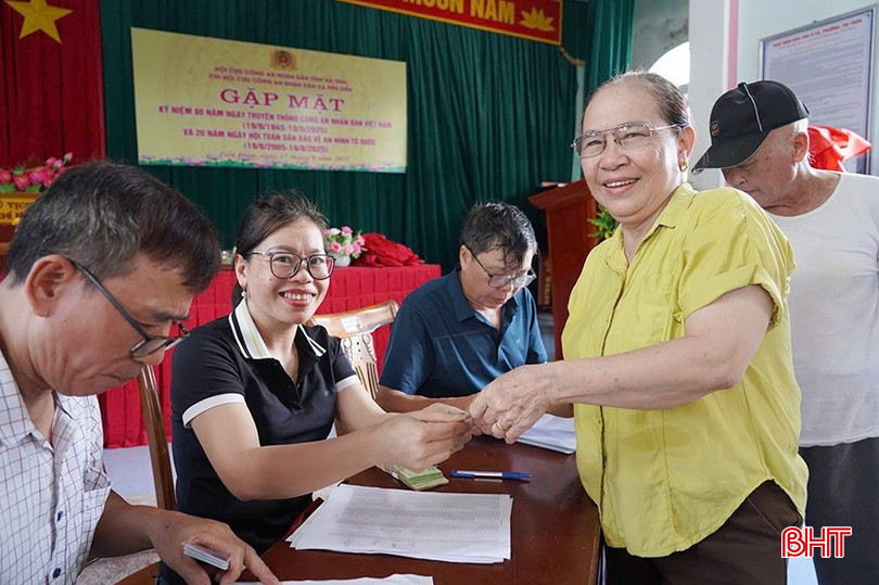 Hà Tĩnh chi trả tiền quà Quốc khánh cho hơn 99% người dân