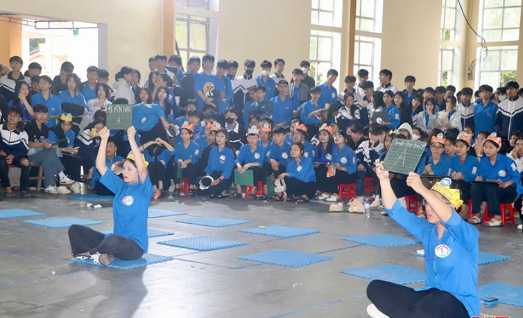 Triển khai nhiều hoạt động hưởng ứng Ngày Pháp luật Việt Nam