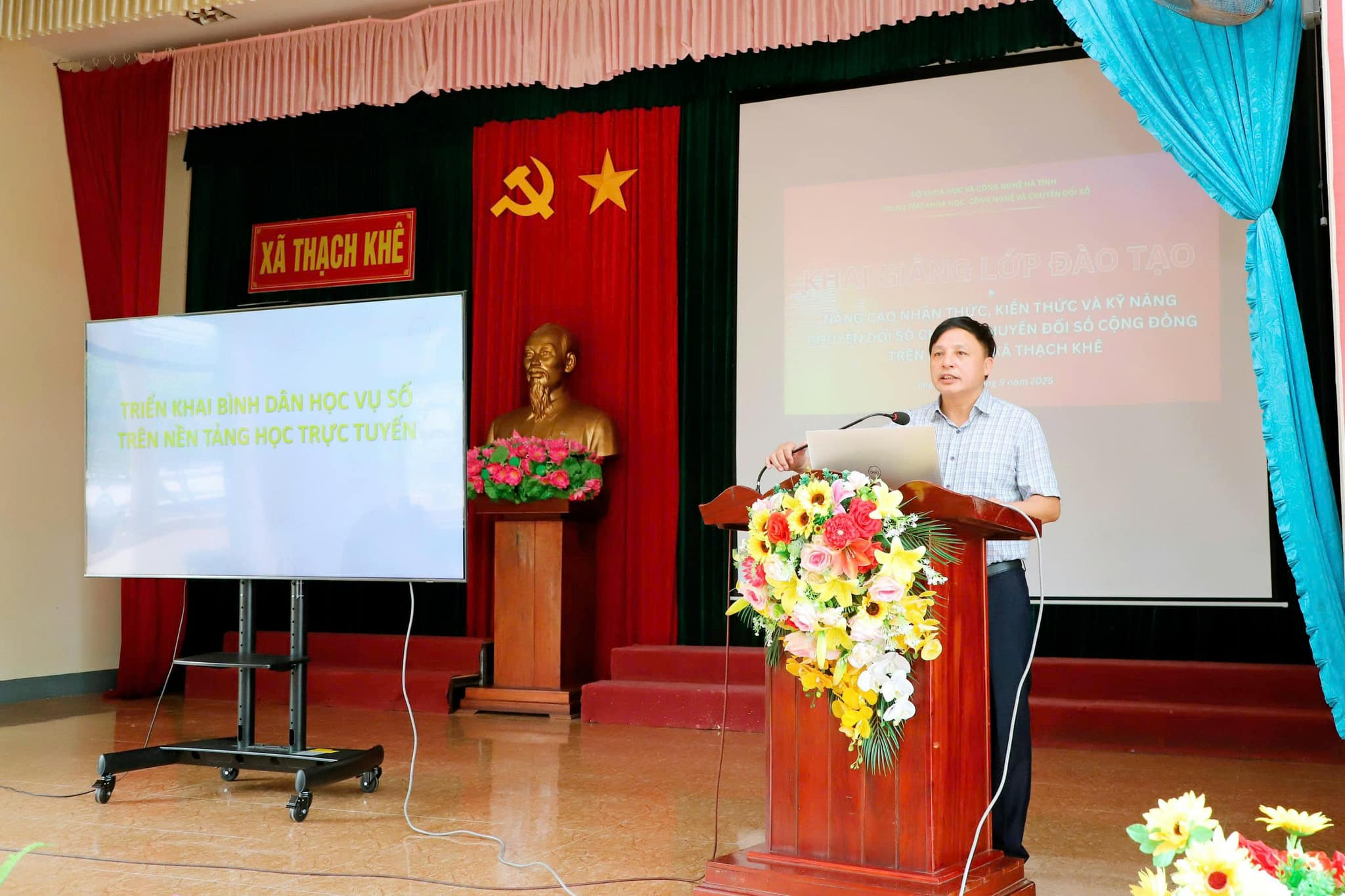 Nâng cao nhận thức, kỹ năng chuyển đổi số cho Tổ chuyển đổi số cộng đồng xã Thạch Khê