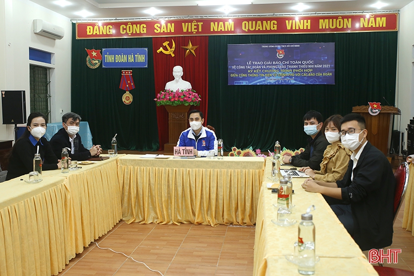 Báo Hà Tĩnh đạt giải ba Giải Báo chí toàn quốc viết về công tác Đoàn và phong trào thanh thiếu nhi 2021