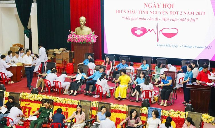Thạch Hà: Thu về 230 đơn vị máu tại “Ngày hội hiến máu tình nguyện”