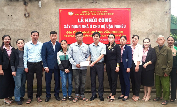 Khởi công xây nhà ở cho hộ cận nghèo trên địa bàn huyện Nghi Xuân