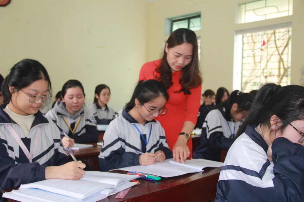 Hơn 1000 thí sinh tham gia Kỳ thi Học sinh giỏi tỉnh lớp 12