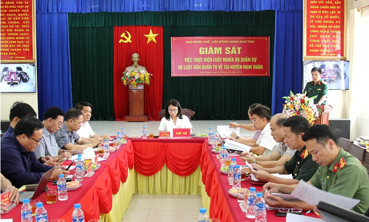 Nghi Xuân: Giám sát việc thực hiện Luật Nghĩa vụ quân sự và Luật Dân quân tự vệ