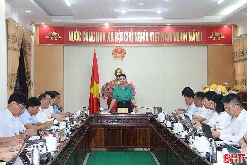 Giám sát việc thực hiện quy định pháp luật đối với lao động hợp đồng
