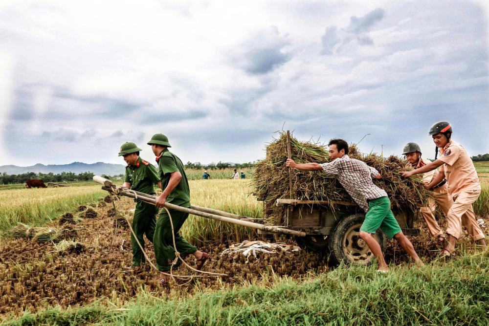 Tuổi trẻ Công an Hà Tĩnh bản lĩnh, xung kích, vì Nhân dân phục vụ