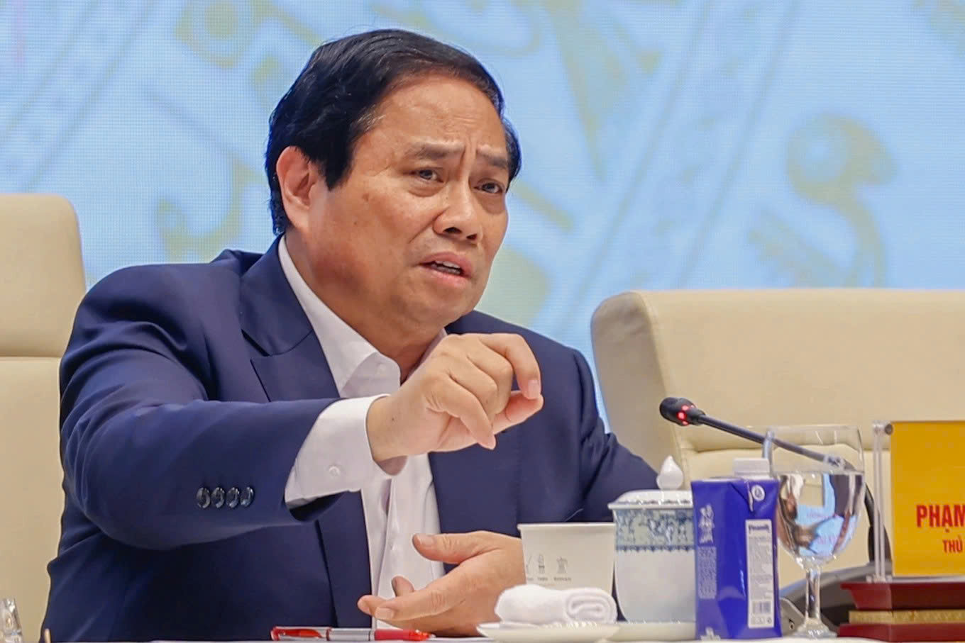 Thủ tướng chỉ đạo xử nghiêm cán bộ, sĩ quan bảo kê, tiếp tay cho hàng giả