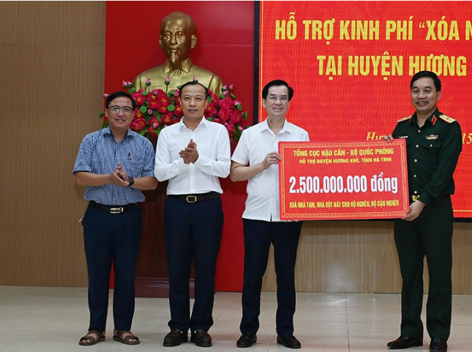 Hương Khê: Tổng cục Hậu cần hỗ trợ xây dựng 50 nhà nhân ái trên địa bàn