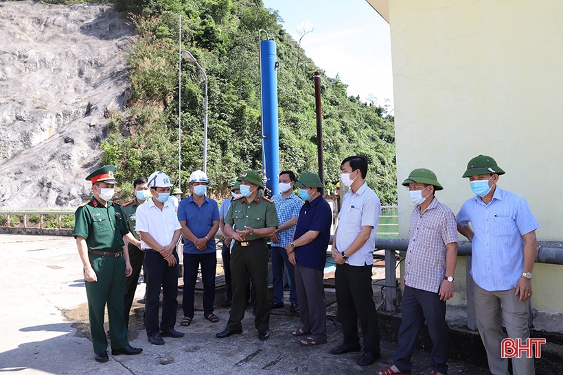 Hương Khê cần chủ động đôn đốc thực hiện phương châm “4 tại chỗ” trong phòng, chống thiên tai