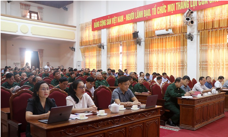 Can Lộc: Lãnh đạo huyện đối thoại với hơn 200 cựu chiến binh