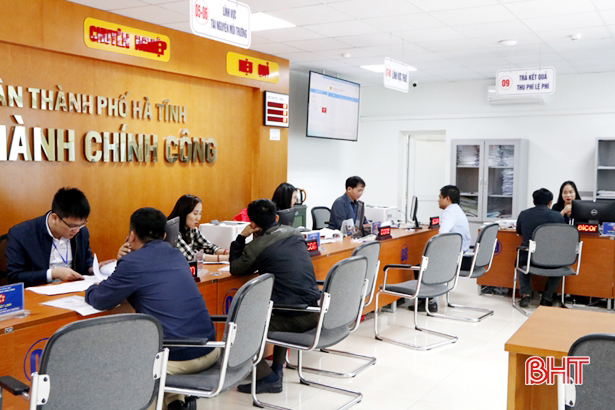 Hơn 1.680 hồ sơ hành chính cấp huyện ở Hà Tĩnh bị quá hạn, vì sao?