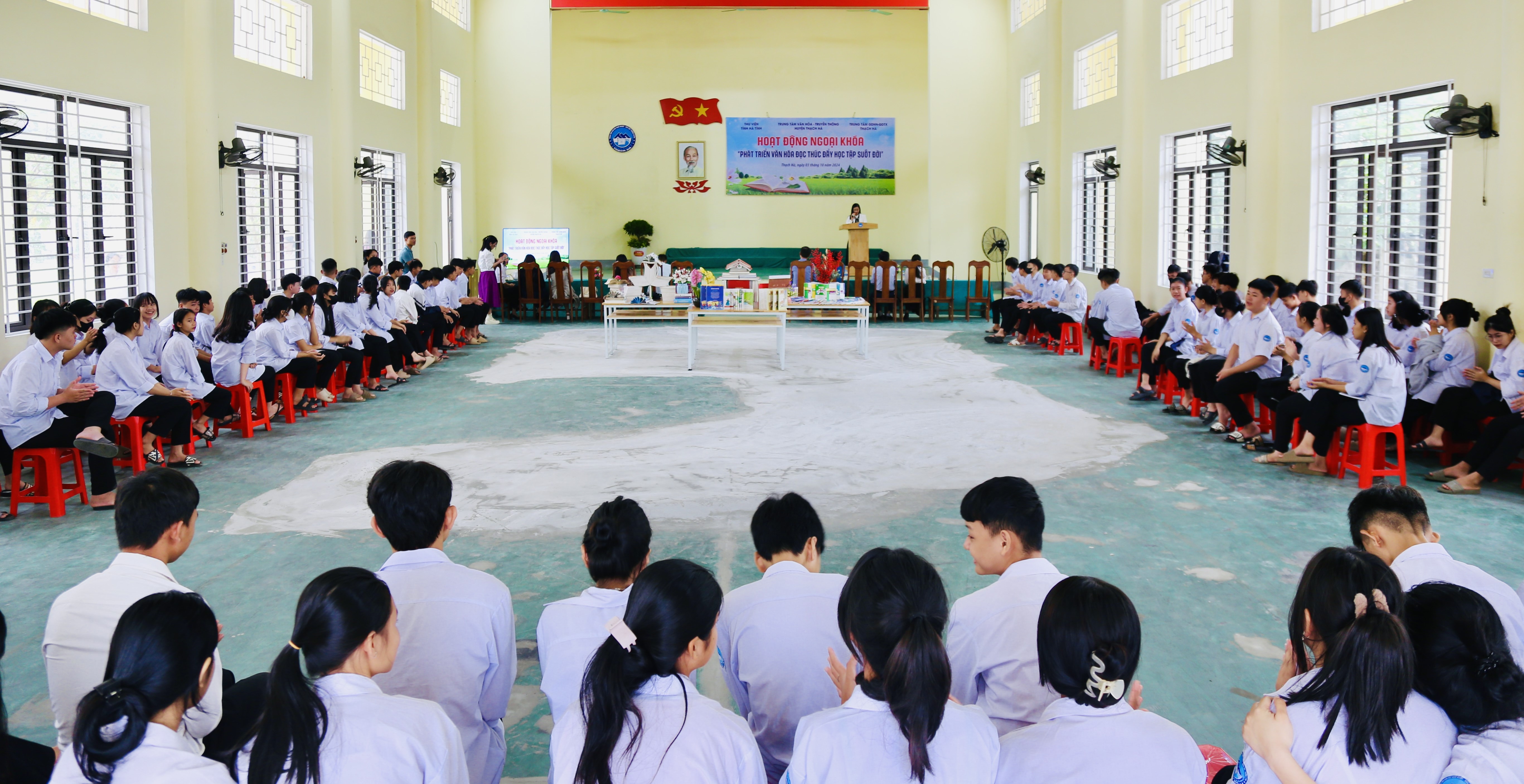Sôi nổi hoạt động ngoại khoá “Phát triển văn hoá đọc”