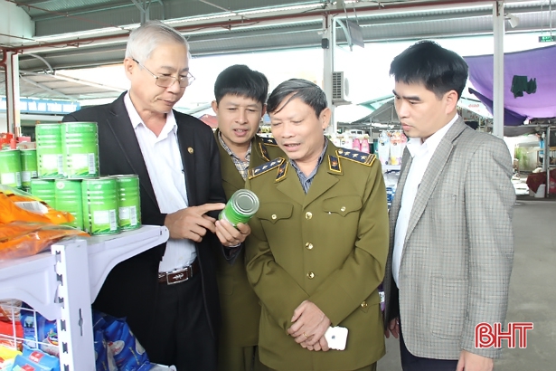 Hồng Lĩnh cần tăng cường quản lý thị trường, đảm bảo VSATTP trong dịp tết